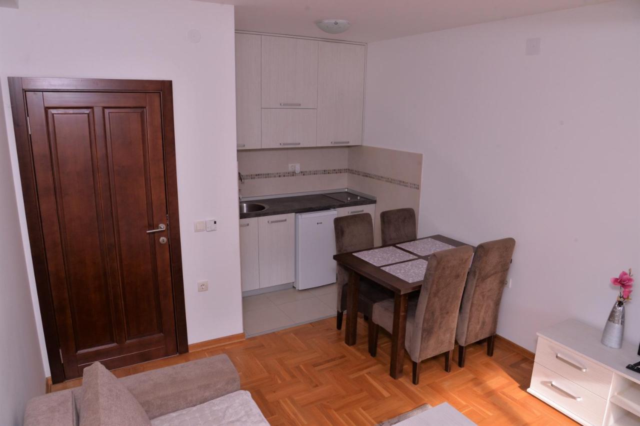 Apartmani Sloboda 兹拉蒂博尔 外观 照片