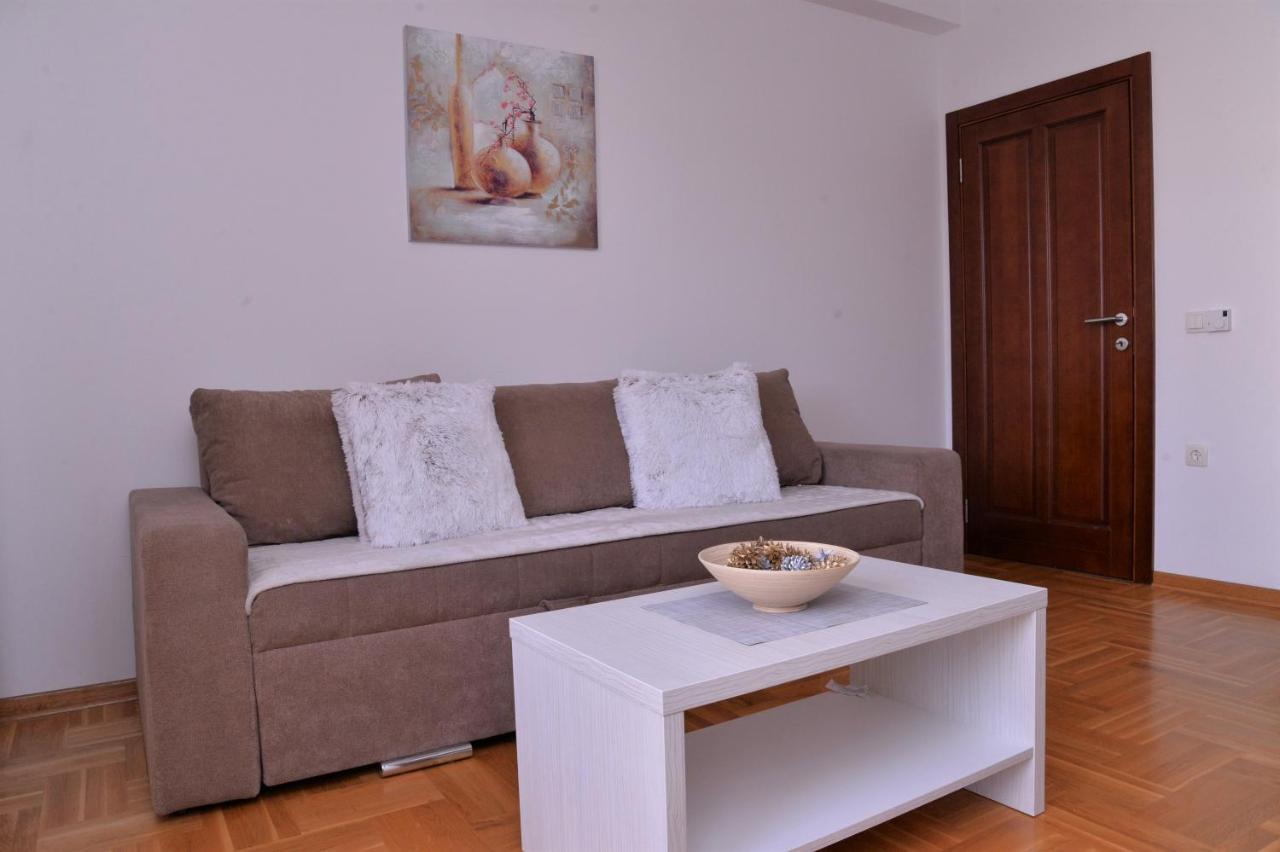 Apartmani Sloboda 兹拉蒂博尔 外观 照片