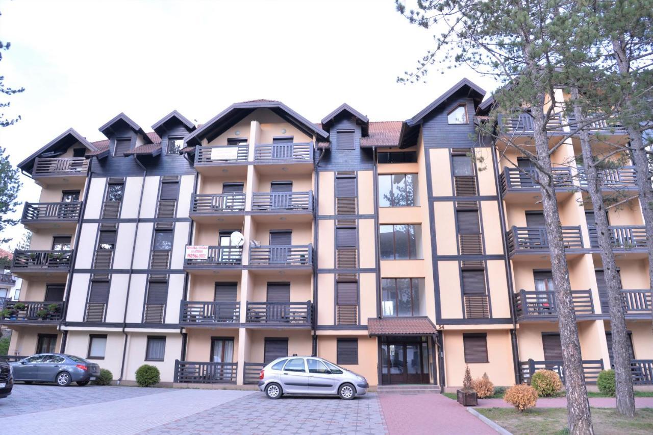 Apartmani Sloboda 兹拉蒂博尔 外观 照片