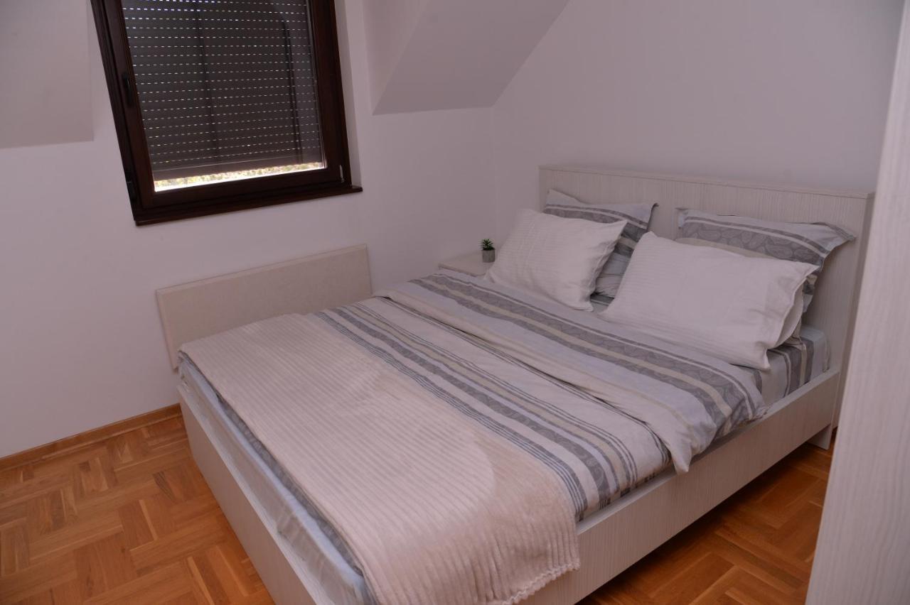 Apartmani Sloboda 兹拉蒂博尔 外观 照片