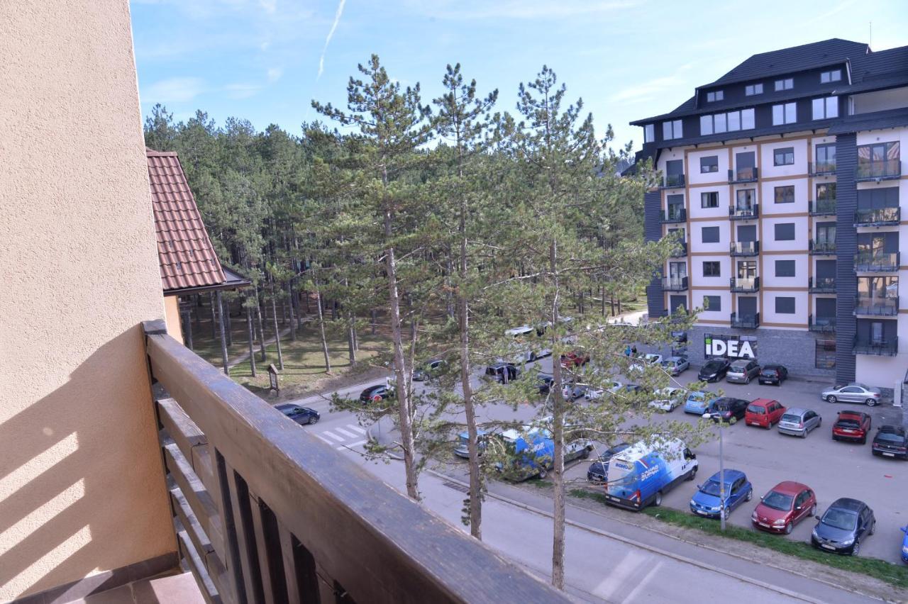 Apartmani Sloboda 兹拉蒂博尔 外观 照片